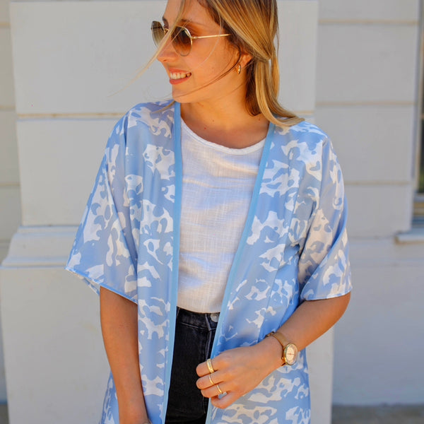 Kimono de Seda Leopard Blue